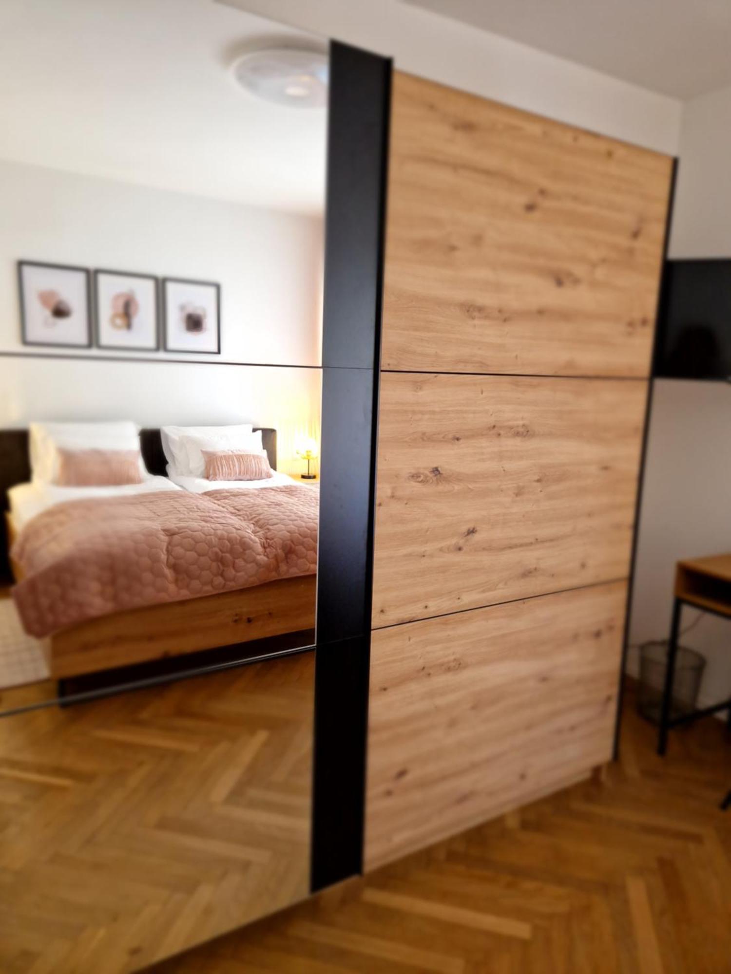Apartment Marela Спліт Екстер'єр фото